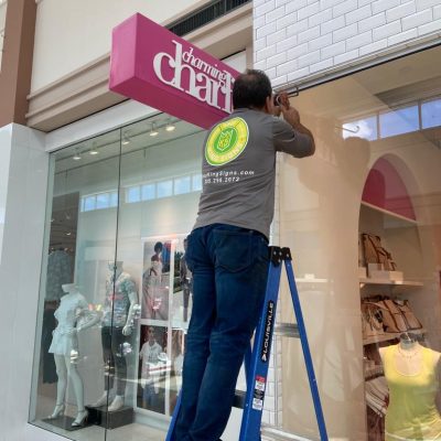 storefront blade signs Orlando